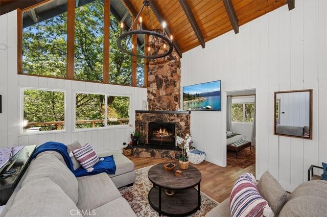 27809 North Bay, Lake Arrowhead, CA 92352