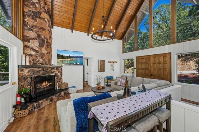 27809 North Bay, Lake Arrowhead, CA 92352