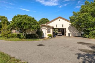 15355 W HIGHWAY 326, Morriston, FL 32668