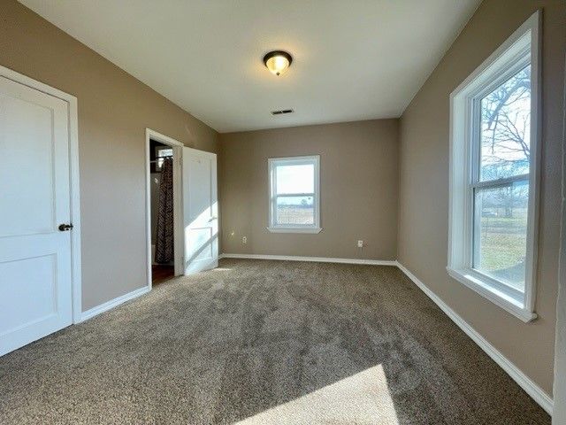 1514 W Graham Road, Bethel Heights, AR 72764