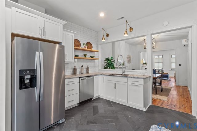 2315 Carrington St, Richmond, VA 23223