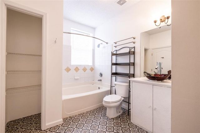 800 Peachtree NE Street 301, Atlanta, GA 30308