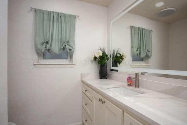 8015 KERR Place, Amarillo, TX 79121