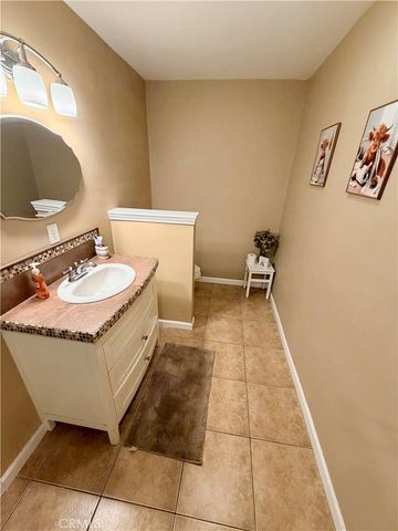 1896 Maryvale, Hemet, CA 92544