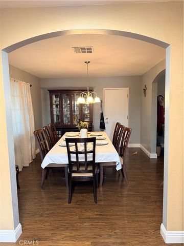 1896 Maryvale, Hemet, CA 92544