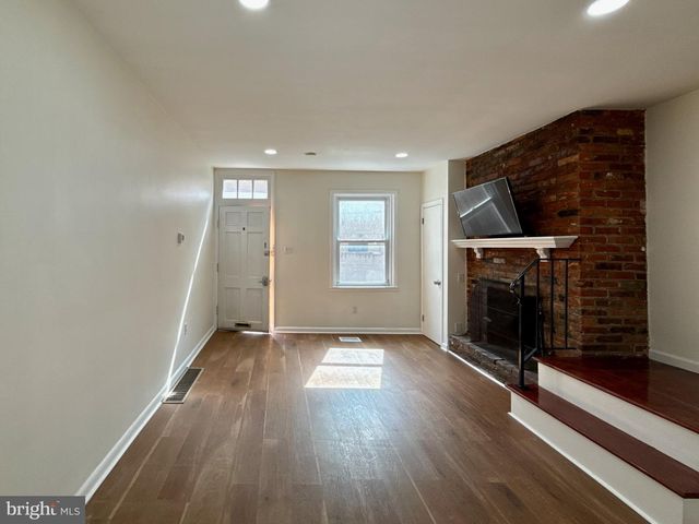 256 S ALDER ST, Philadelphia, PA 19107