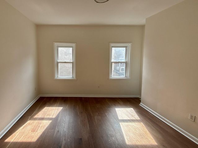 256 S ALDER ST, Philadelphia, PA 19107