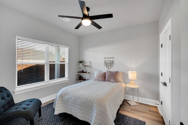 322 Woodside Trail, Waxahachie, TX 75165