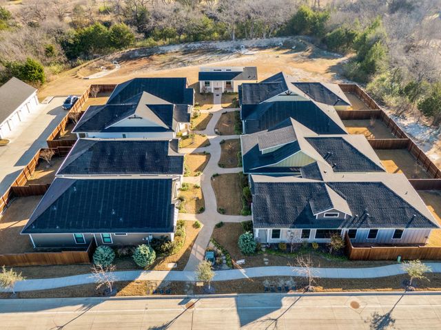 322 Woodside Trail, Waxahachie, TX 75165