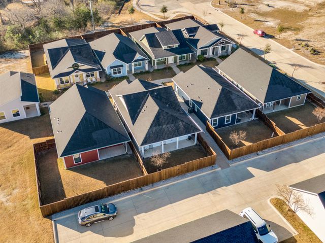 322 Woodside Trail, Waxahachie, TX 75165