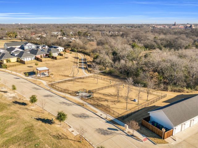 322 Woodside Trail, Waxahachie, TX 75165