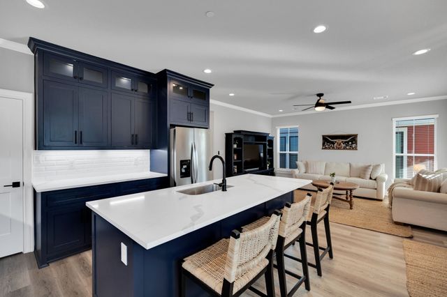 322 Woodside Trail, Waxahachie, TX 75165