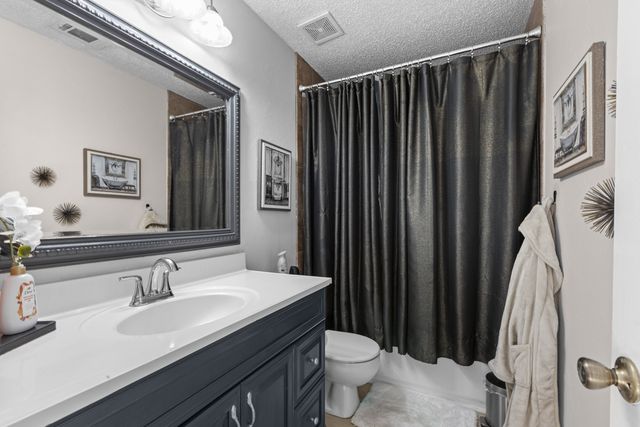 7808 Cornell Drive, Rowlett, TX 75088