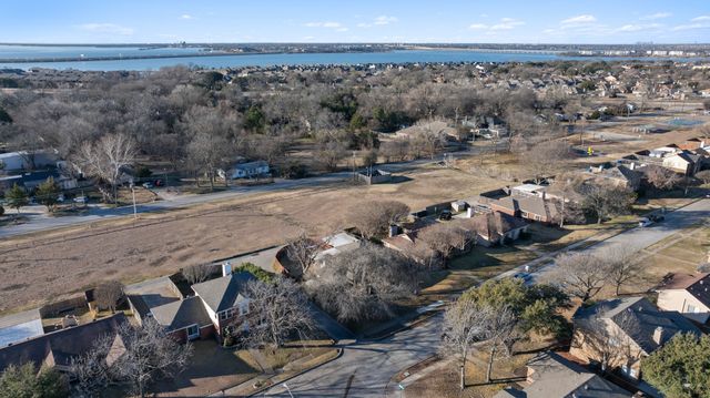 7808 Cornell Drive, Rowlett, TX 75088