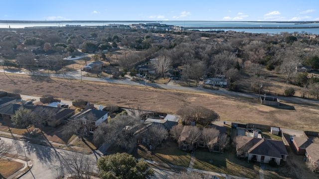 7808 Cornell Drive, Rowlett, TX 75088