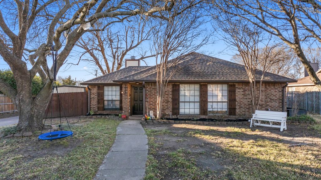 7808 Cornell Drive, Rowlett, TX 75088