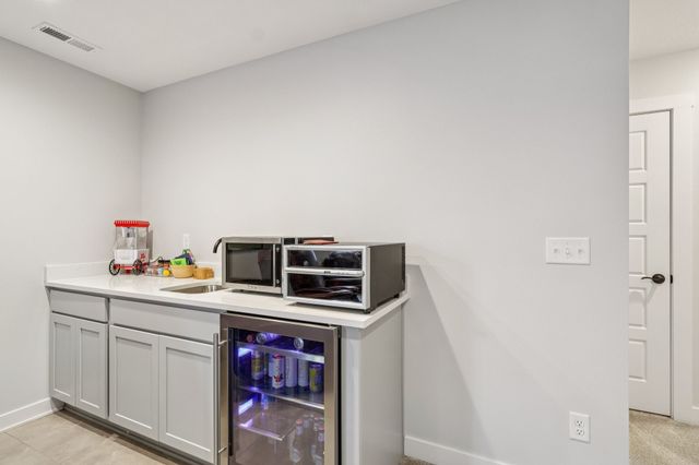 745 SE Mesa Drive, Waukee, IA 50263