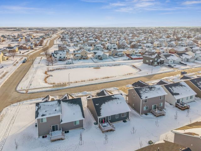 745 SE Mesa Drive, Waukee, IA 50263