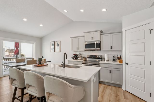 745 SE Mesa Drive, Waukee, IA 50263