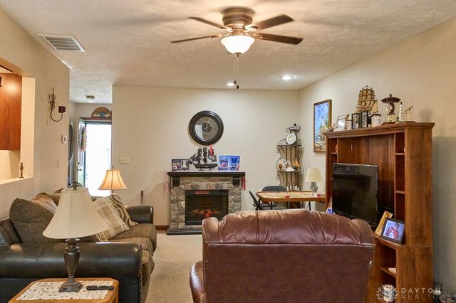 19 Prairie Creek Crossing, Wilmington, OH 45177