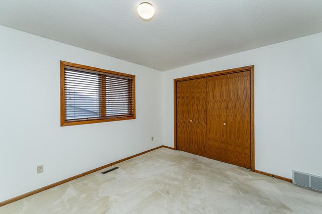 1718 22nd Avenue NE, Rochester, MN 55906