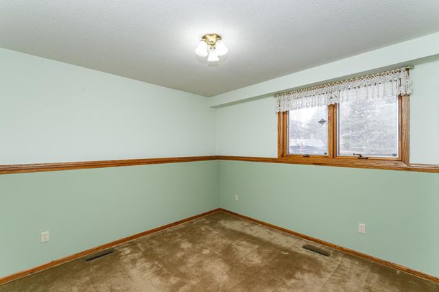 1718 22nd Avenue NE, Rochester, MN 55906