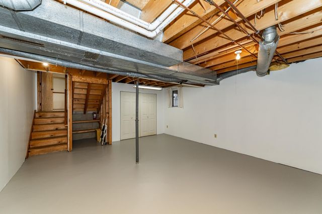 1718 22nd Avenue NE, Rochester, MN 55906