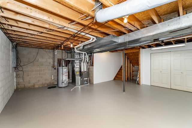 1718 22nd Avenue NE, Rochester, MN 55906