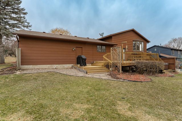 1718 22nd Avenue NE, Rochester, MN 55906