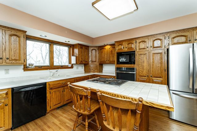 1718 22nd Avenue NE, Rochester, MN 55906