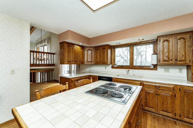 1718 22nd Avenue NE, Rochester, MN 55906