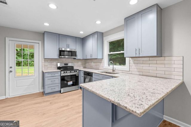 91 Water Spaniel Lane, Carrollton, GA 30116
