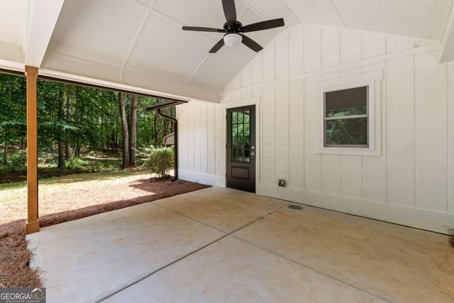 91 Water Spaniel Lane, Carrollton, GA 30116