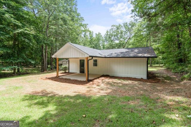 91 Water Spaniel Lane, Carrollton, GA 30116