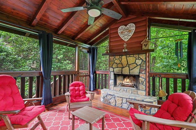 87 Greenberry Trail, Blairsville, GA 30512