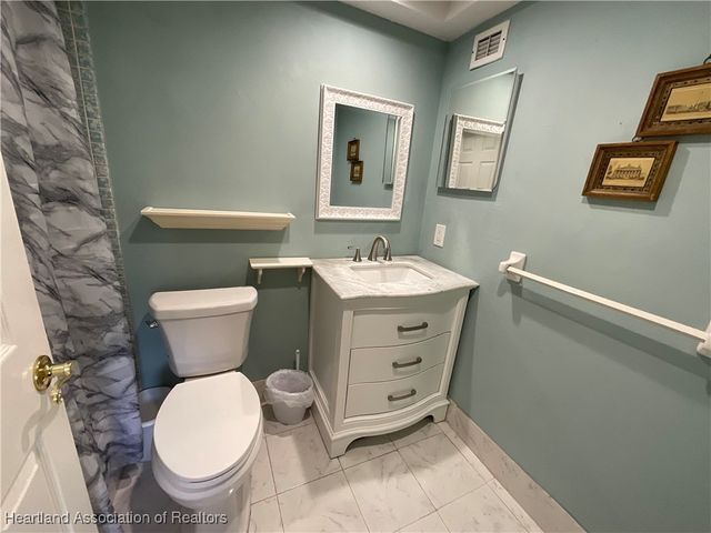 121 Country Club Drive 302, Lake Placid, FL 33852