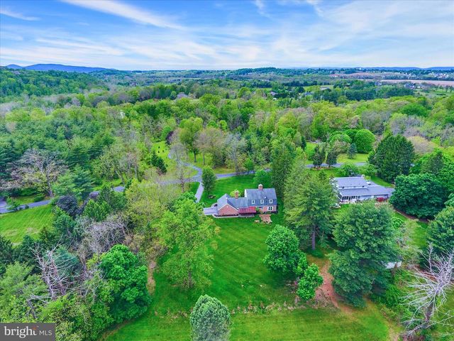 2919 ARCONA ROAD, Mechanicsburg, PA 17055