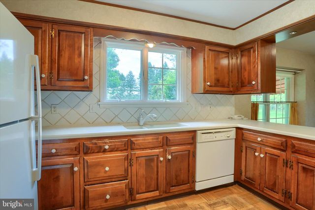 2919 ARCONA ROAD, Mechanicsburg, PA 17055