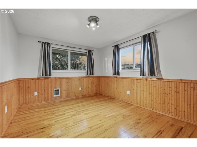 8513 Ne LEWIS Dr, Vancouver, WA 98662