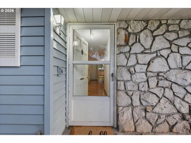 8513 Ne LEWIS Dr, Vancouver, WA 98662