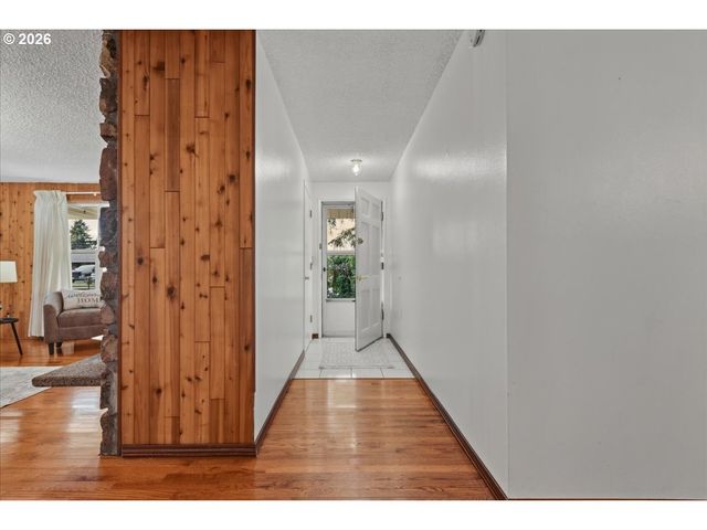 8513 Ne LEWIS Dr, Vancouver, WA 98662