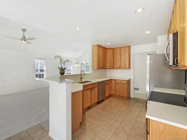 23782 E Kettle Pl, Aurora, CO 80016