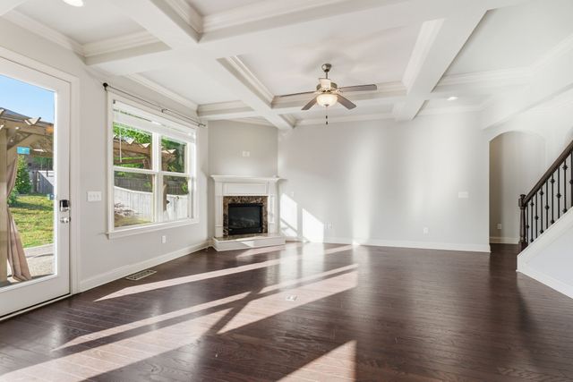5344 Highland Place Way, Hermitage, TN 37076