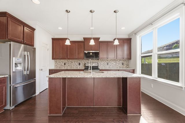 5344 Highland Place Way, Hermitage, TN 37076