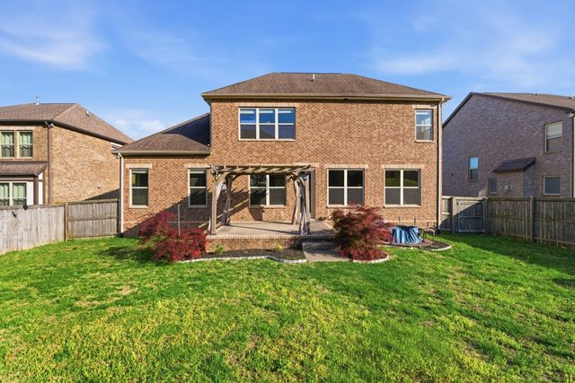 5344 Highland Place Way, Hermitage, TN 37076