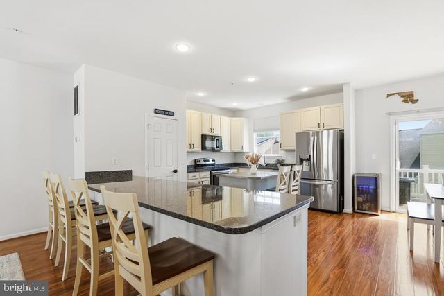 3615 GLOUSTER DR, North Beach, MD 20714