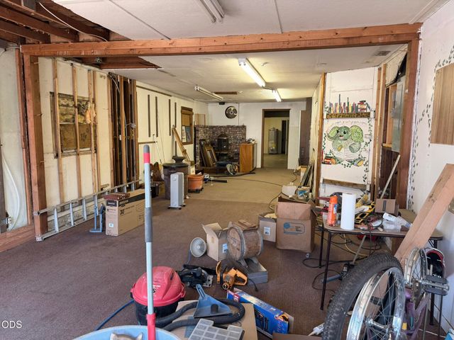 55 S 2nd Street, Central Point, OR 97502