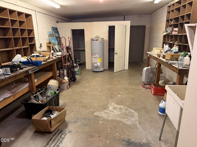 55 S 2nd Street, Central Point, OR 97502