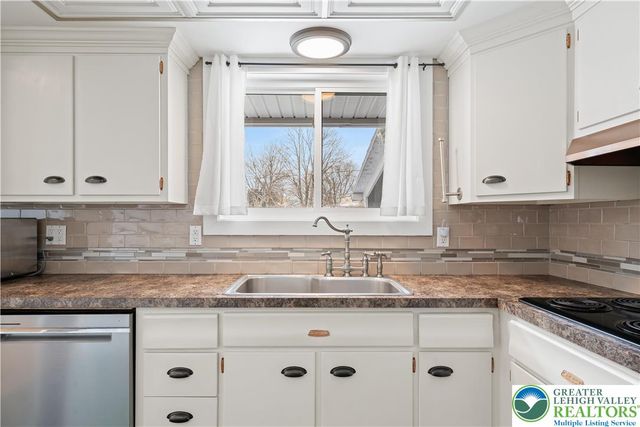 621 Arndt Road, Forks Twp, PA 18040