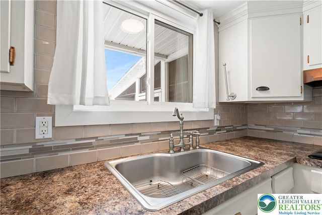 621 Arndt Road, Forks Twp, PA 18040